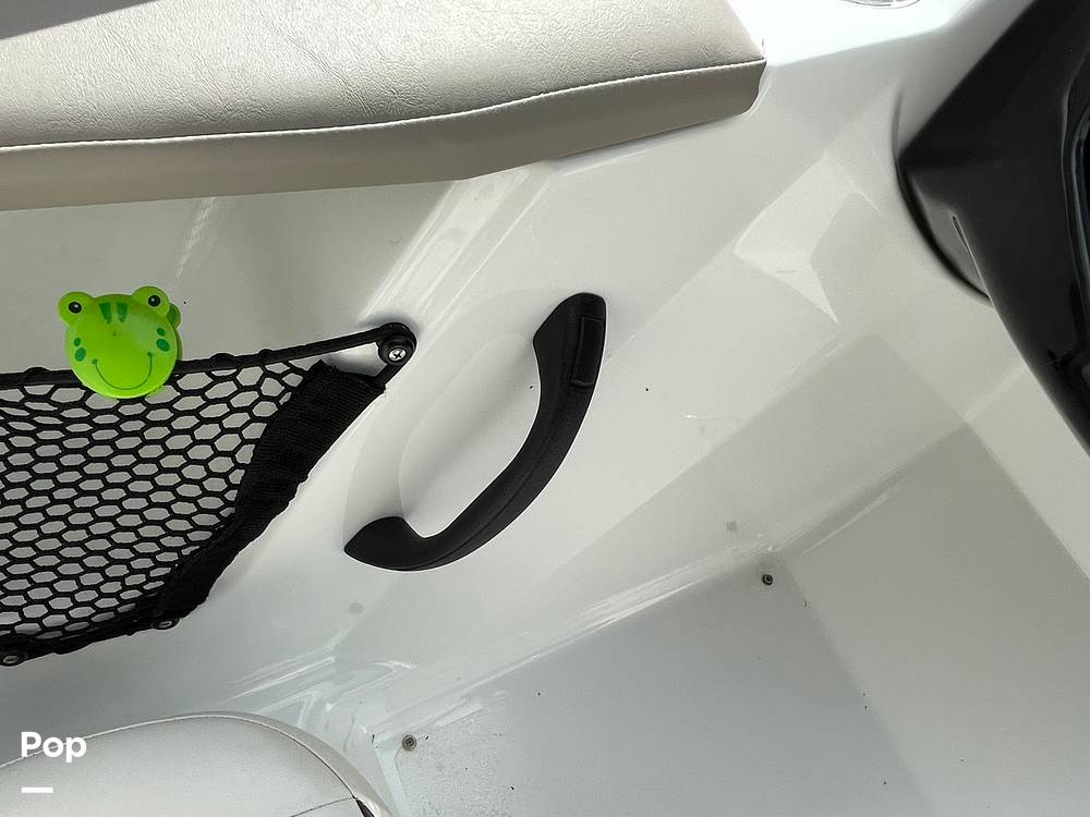 Slide: The Image of Sea-Doo 180 Challenger 2012 - 14405563