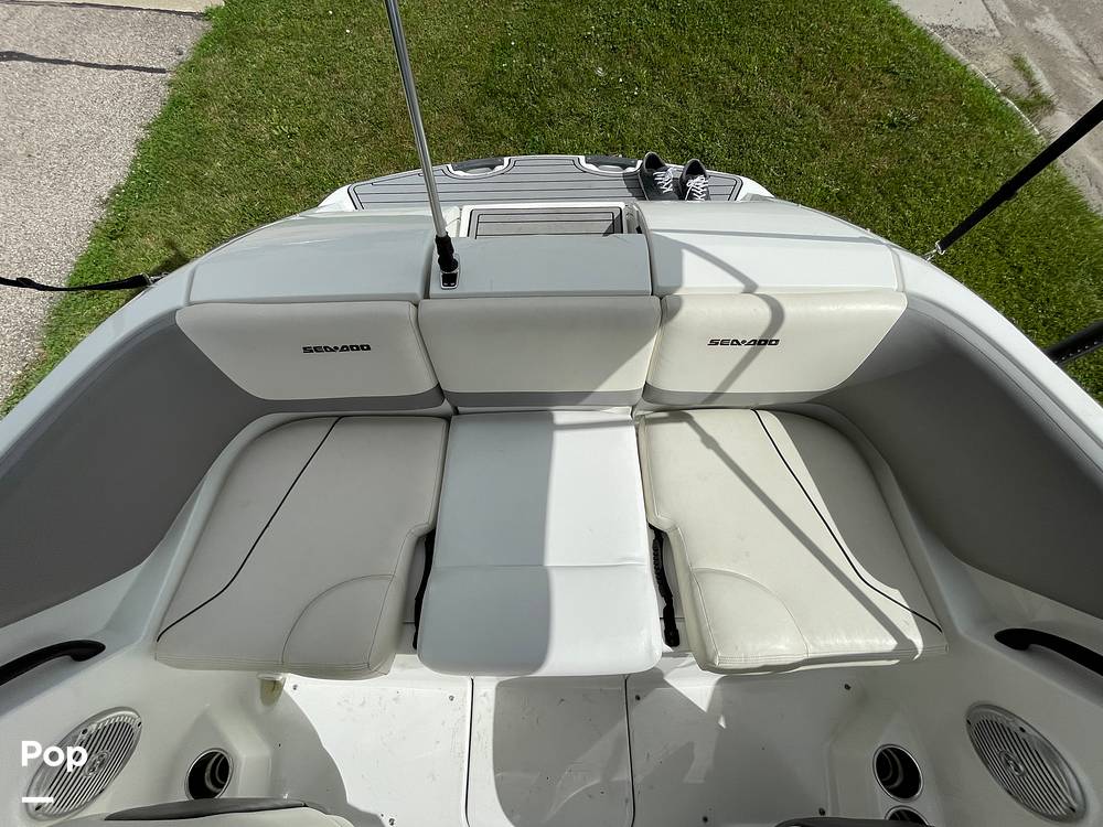 Slide: The Image of Sea-Doo 180 Challenger 2012 - 14405568