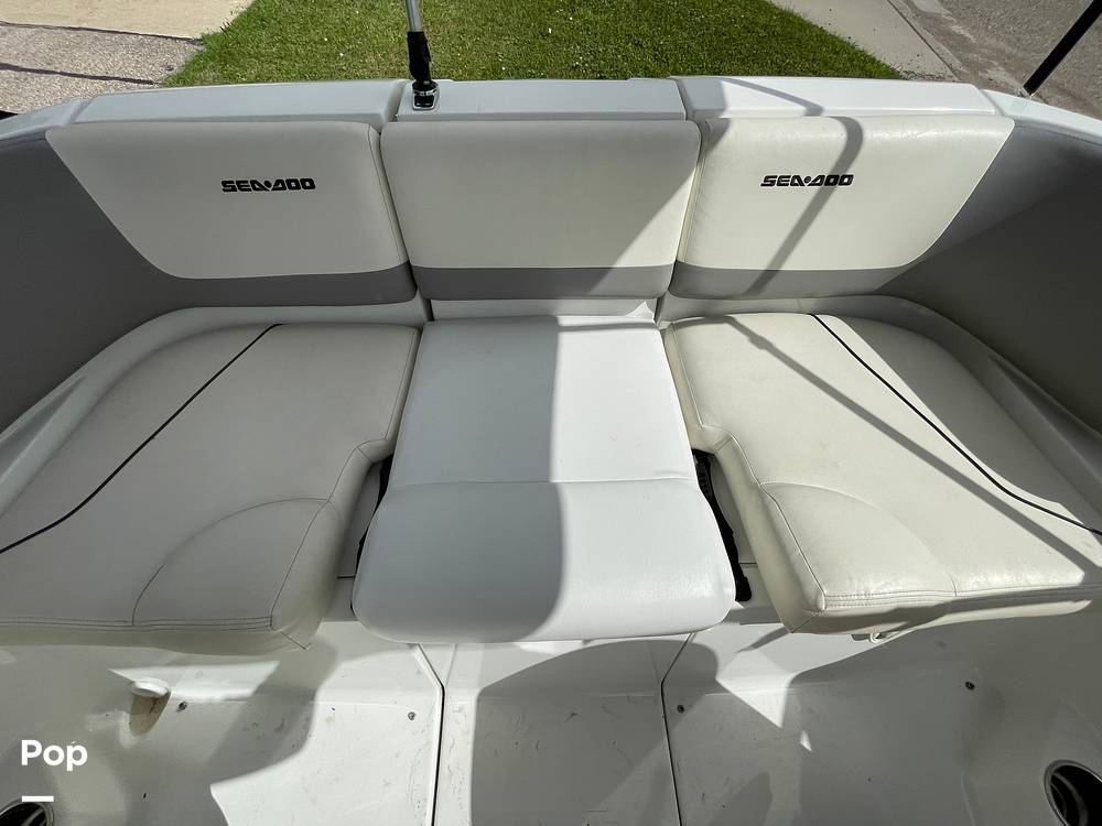 Slide: The Image of Sea-Doo 180 Challenger 2012 - 14405571