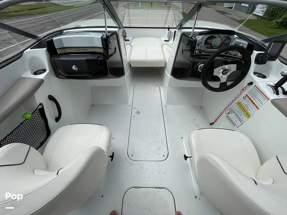 Slide: The Image of Sea-Doo 180 Challenger 2012 - 14405400