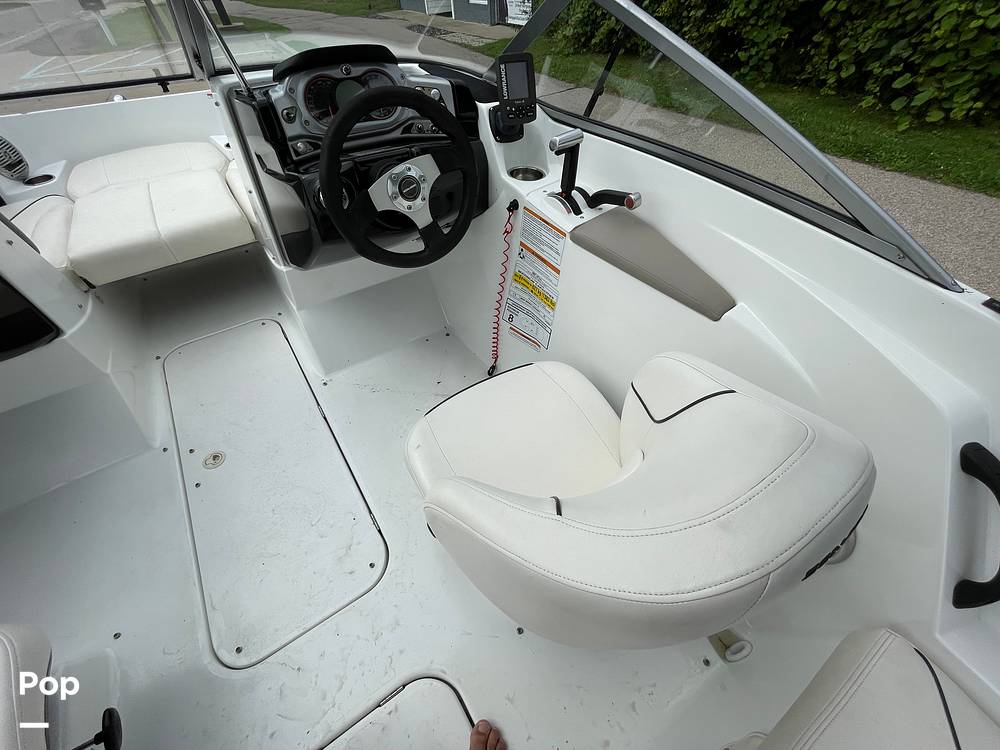 Slide: The Image of Sea-Doo 180 Challenger 2012 - 14405401