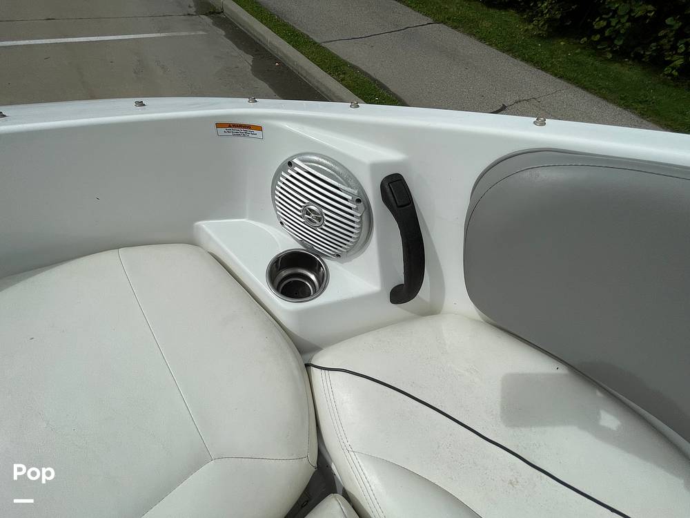 Slide: The Image of Sea-Doo 180 Challenger 2012 - 14405583