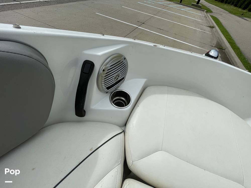 Slide: The Image of Sea-Doo 180 Challenger 2012 - 14405584