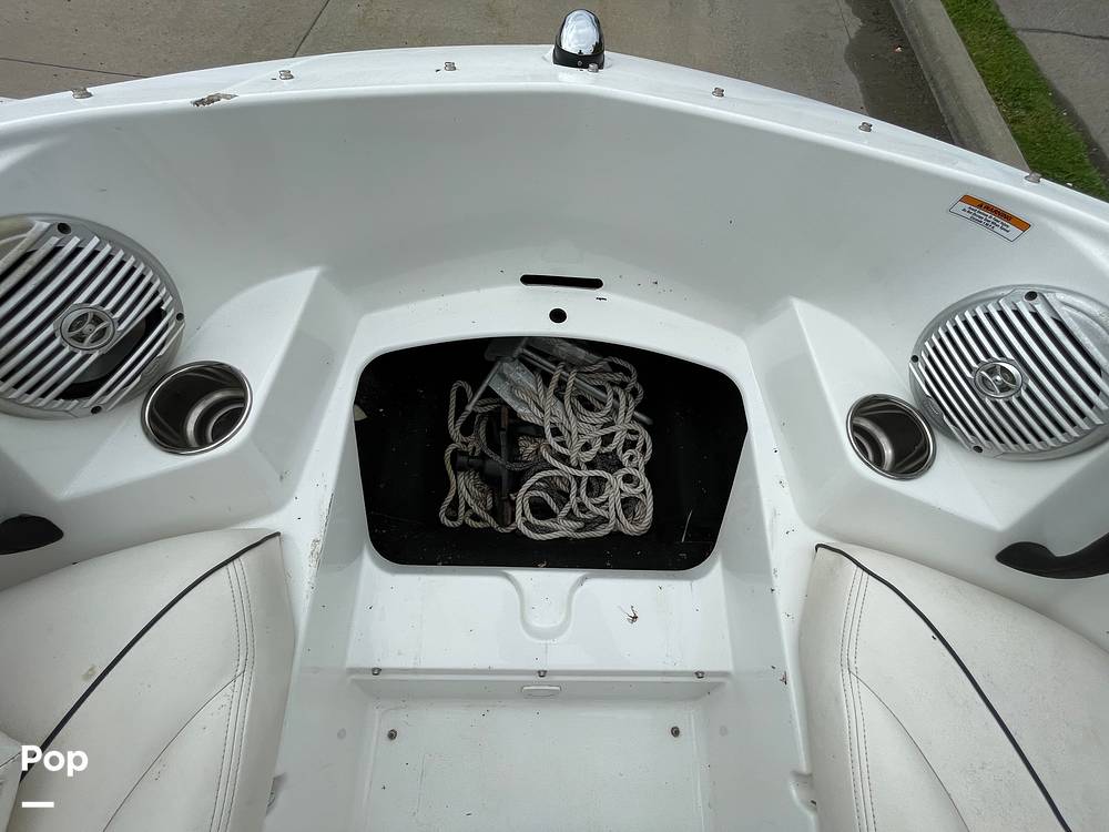 Slide: The Image of Sea-Doo 180 Challenger 2012 - 14405590