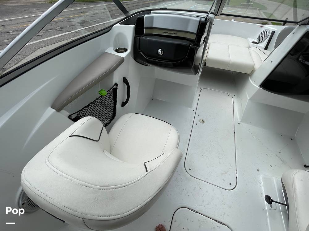 Slide: The Image of Sea-Doo 180 Challenger 2012 - 14405402