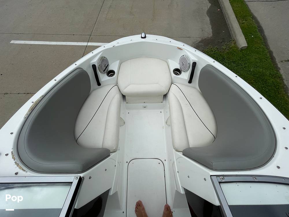 Slide: The Image of Sea-Doo 180 Challenger 2012 - 14405403