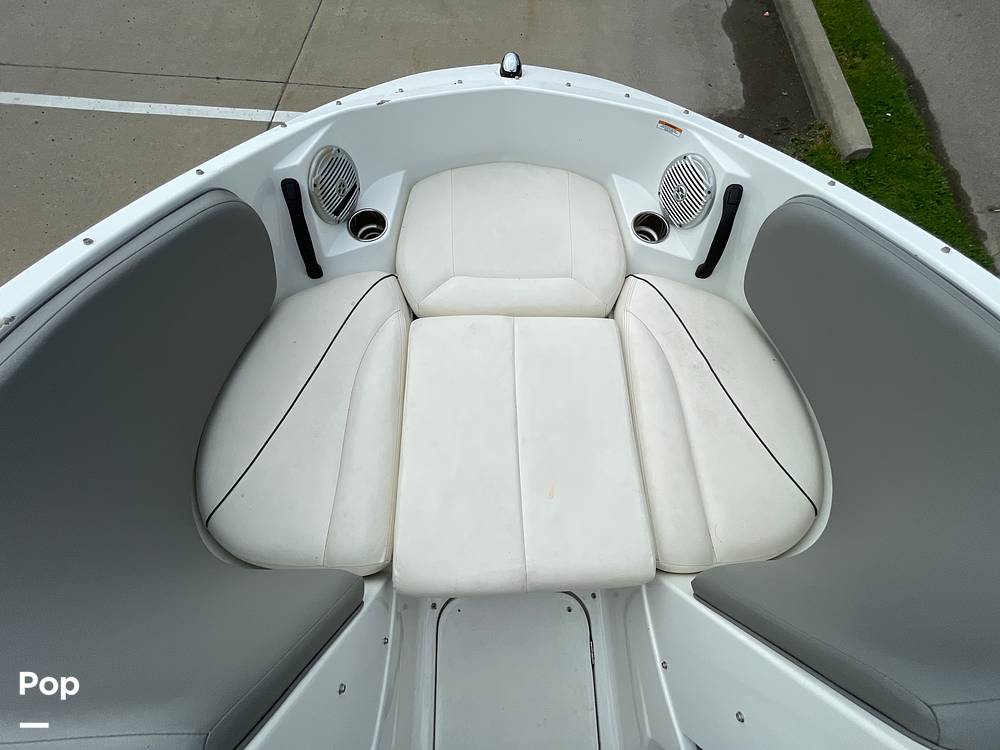 Slide: The Image of Sea-Doo 180 Challenger 2012 - 14405404