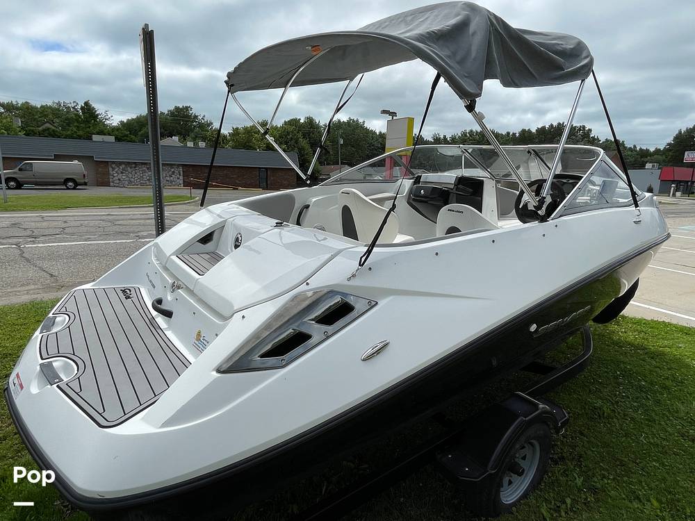 Slide: The Image of Sea-Doo 180 Challenger 2012 - 14405622