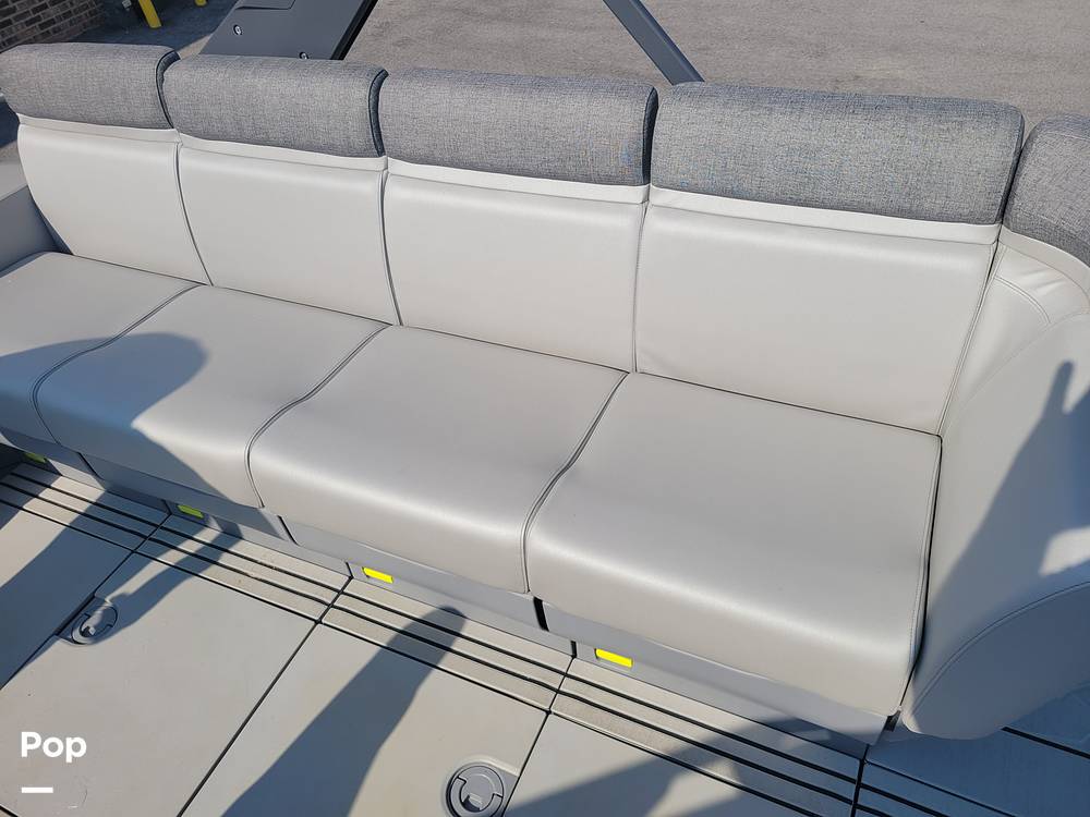 Slide: The Image of Sea-Doo 21 Switch Cruise 2022 - 15720478