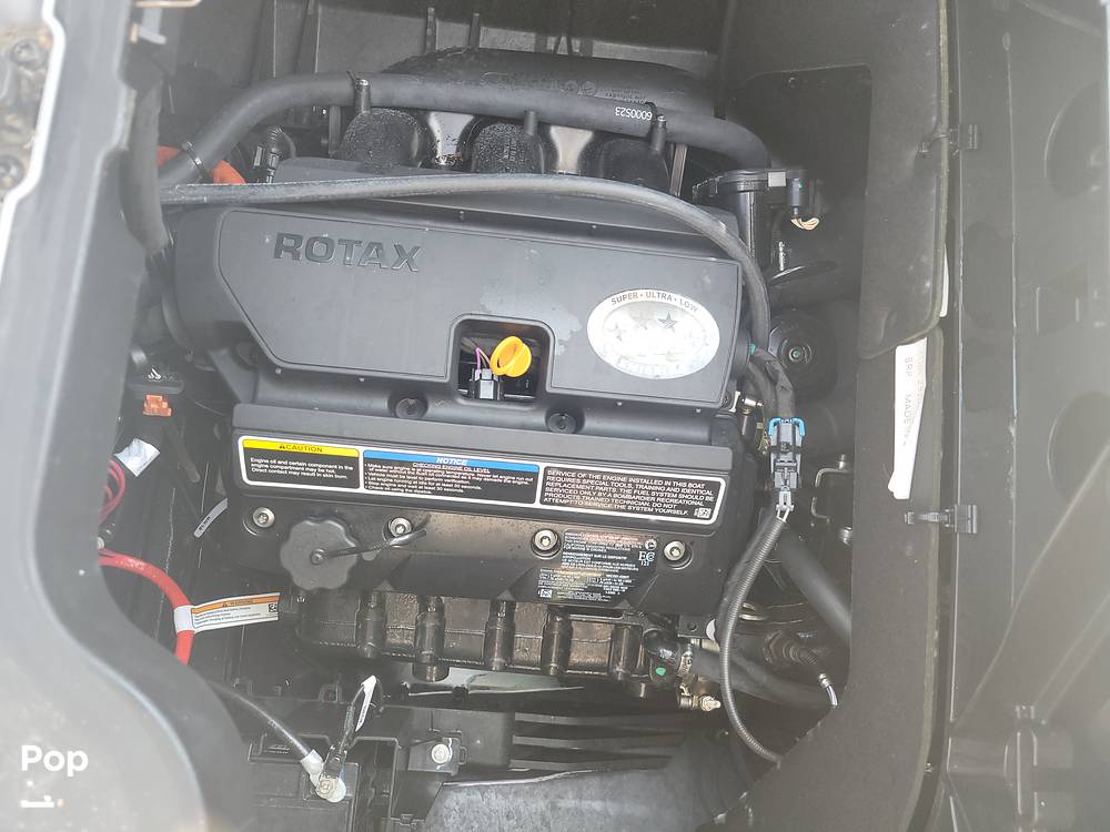 Slide: The Image of Rotax Engine - 15720481