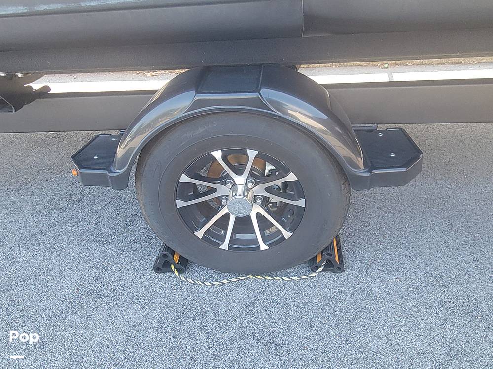 Slide: The Image of Sea-Doo 21 Switch Cruise 2022 - 15720445