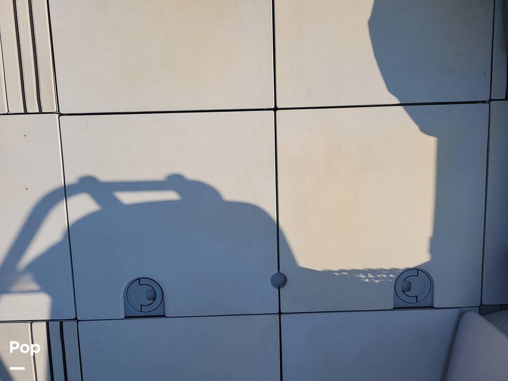 Slide: The Image of Sea-Doo 21 Switch Cruise 2022 - 15720467