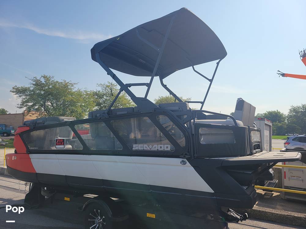 Slide: The Image of Sea-Doo 21 Switch Cruise 2022 - 15720495