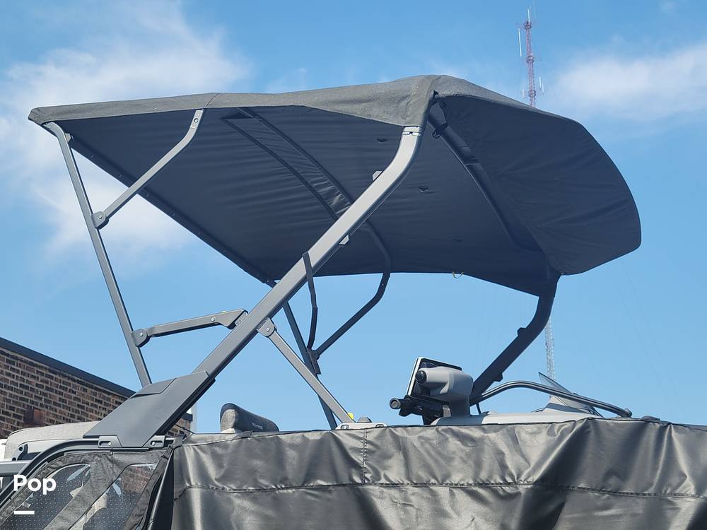 Slide: The Image of Sea-Doo 21 Switch Cruise 2022 - 15720501