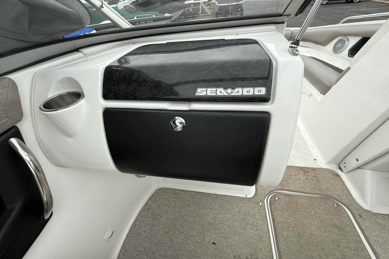 Slide: The Image of Sea-Doo 230 CHALLENGER 2009 - 14