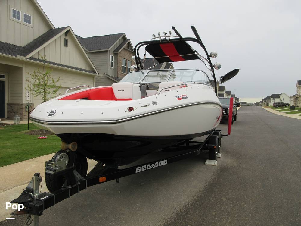 Slide: The Image of Sea-Doo 230 WAKE 2012 - 13975321