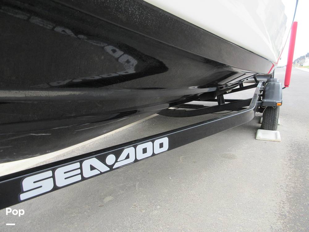 Slide: The Image of Sea-Doo 230 WAKE 2012 - 13975334