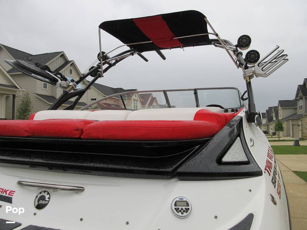Slide: The Image of Sea-Doo 230 WAKE 2012 - 13975350