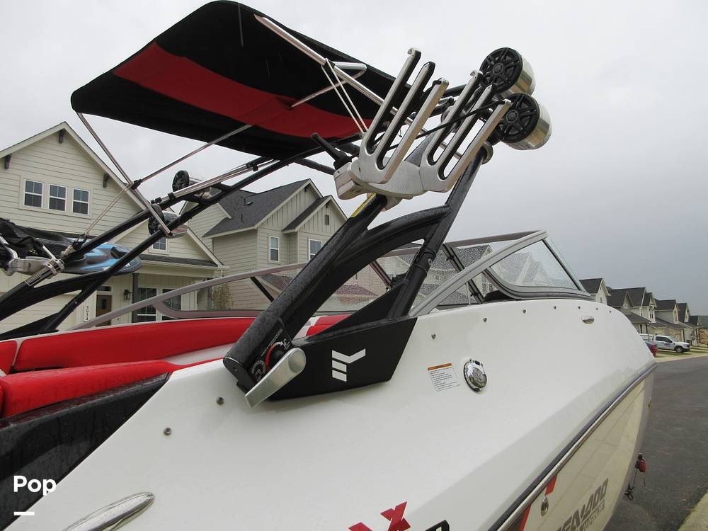 Slide: The Image of Sea-Doo 230 WAKE 2012 - 13975358