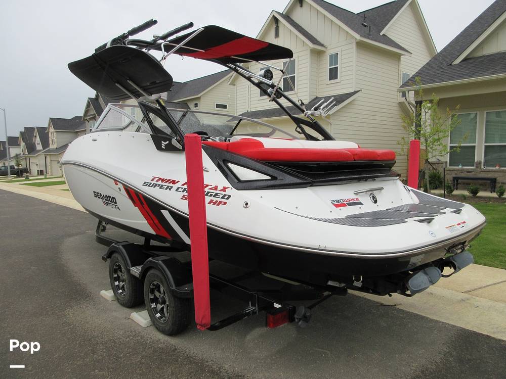 Slide: The Image of Sea-Doo 230 WAKE 2012 - 13975325