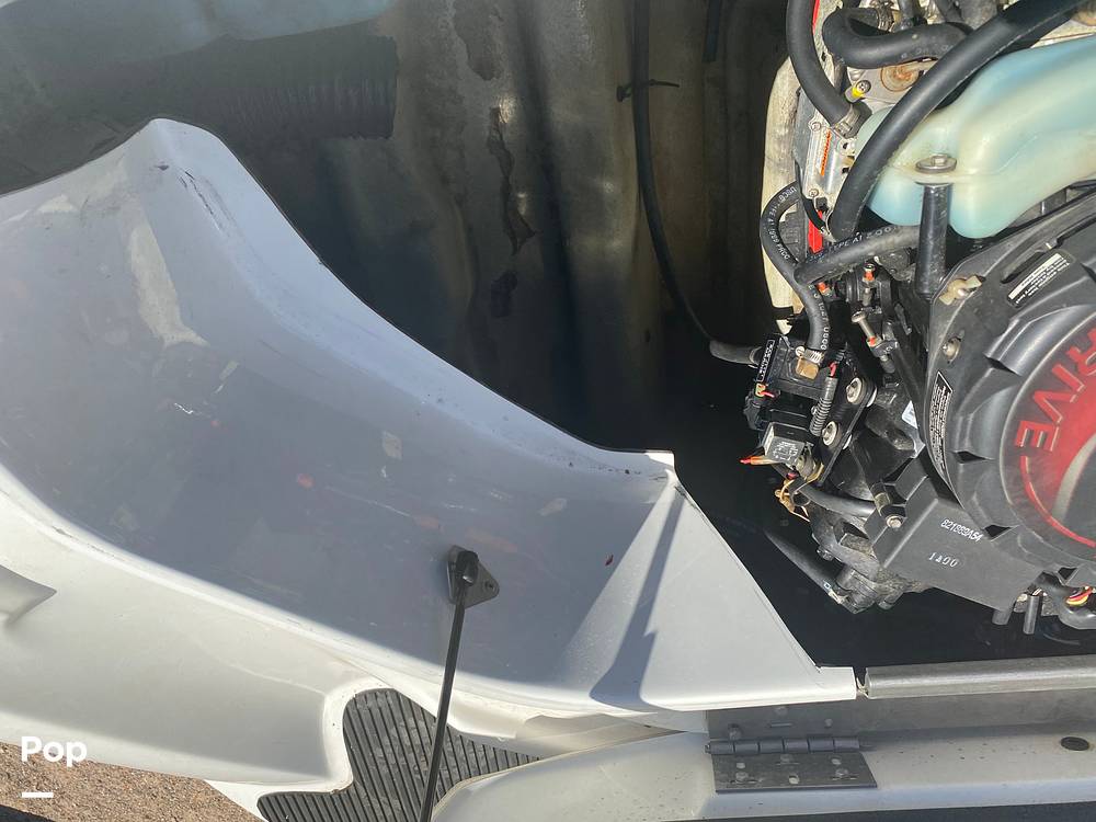 Slide: The Image of Sea-Doo Challenger 1800 2001 - 10684571