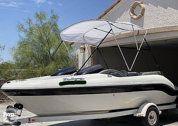 Slide: The Image of 2001 Sea-Doo Challenger 1800 for sale in Apache Junction, AZ - 3
