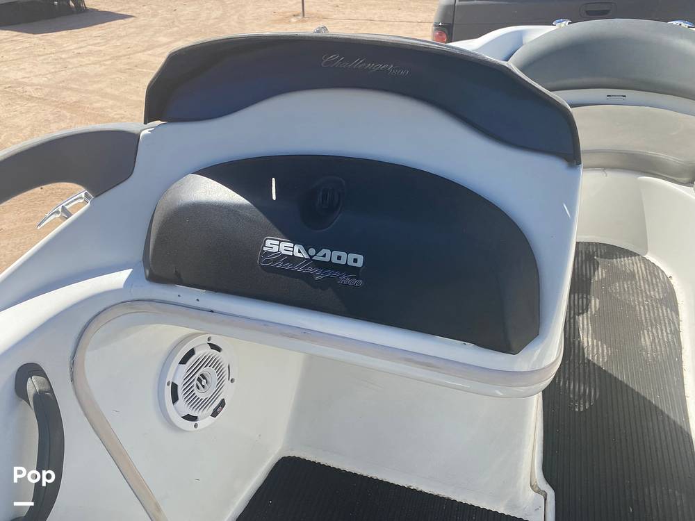 Slide: The Image of Sea-Doo Challenger 1800 2001 - 10684547