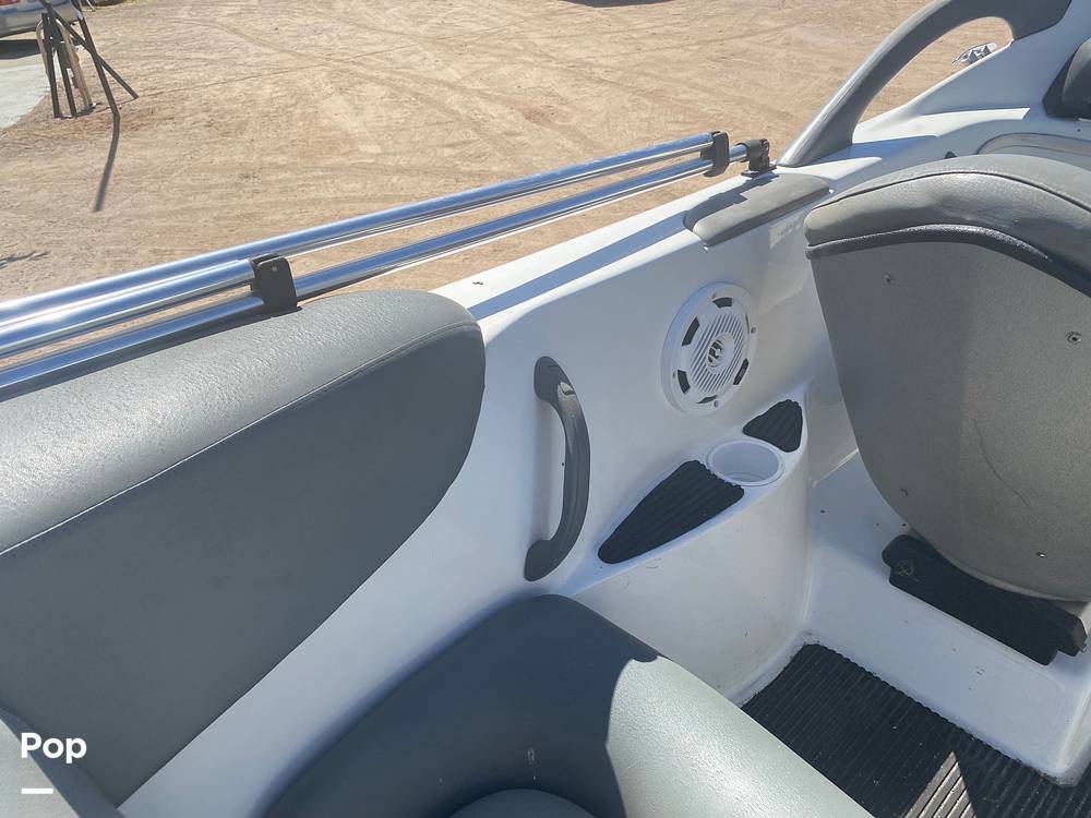 Slide: The Image of Sea-Doo Challenger 1800 2001 - 10684558
