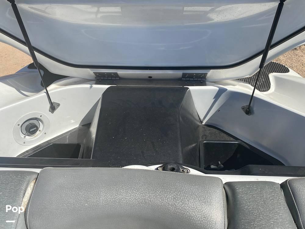 Slide: The Image of 2001 Sea-Doo Challenger 1800 for sale in Apache Junction, AZ - 62