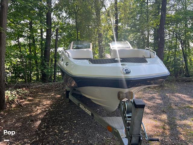 Slide: The Image of Sea-Doo Challenger 230 SE 2007 - 15554731