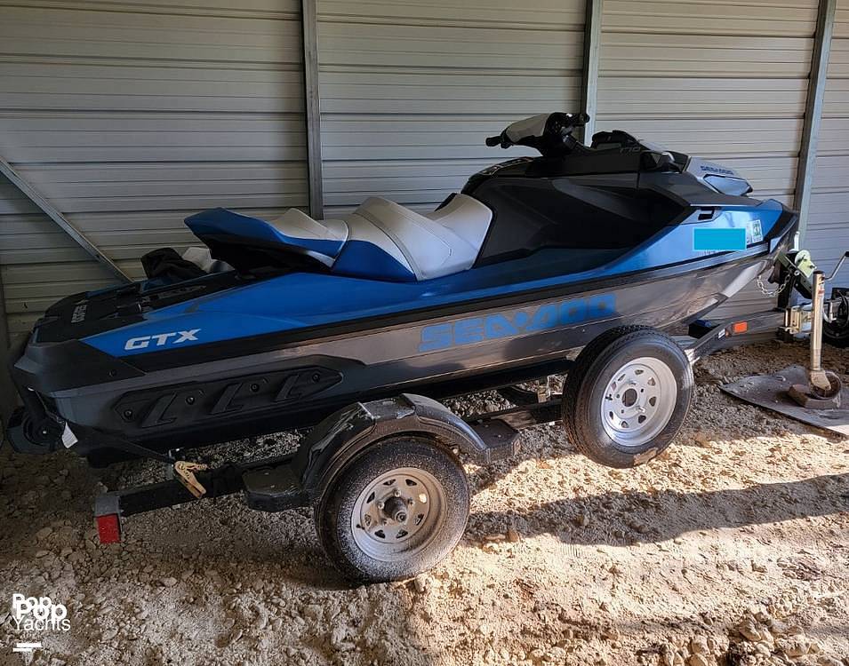 Slide: The Image of Sea-Doo GTX 170 2021 - 25
