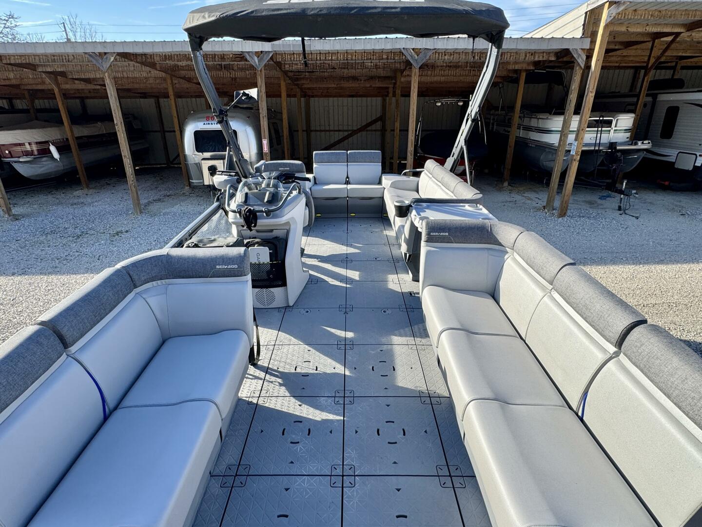 Slide: The Image of Sea-Doo Switch 21 Cruise-Sport 230 2022 - 5176116