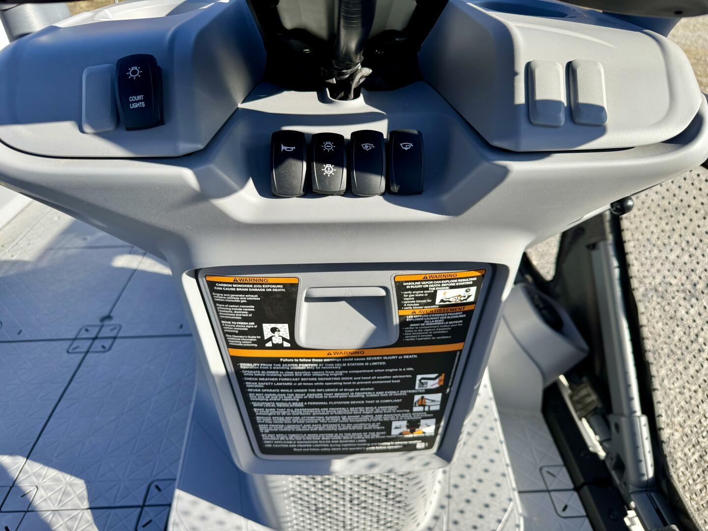 Slide: The Image of Sea-Doo Switch 21 Cruise-Sport 230 2022 - 5176126