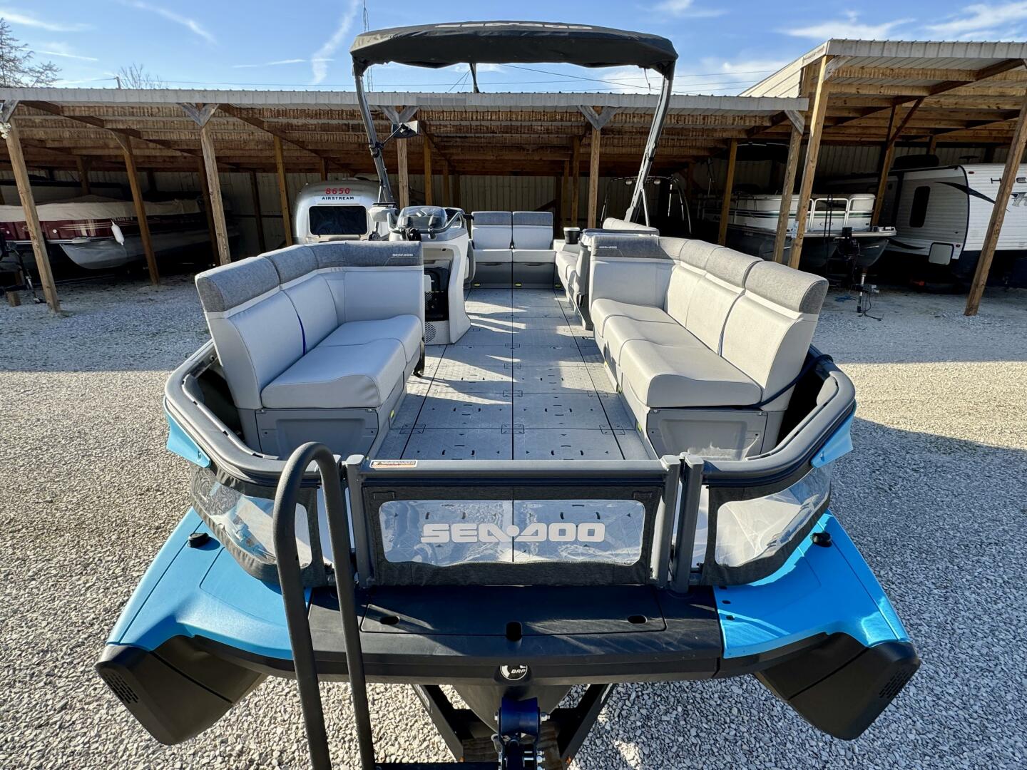 Slide: The Image of Sea-Doo Switch 21 Cruise-Sport 230 2022 - 5176111