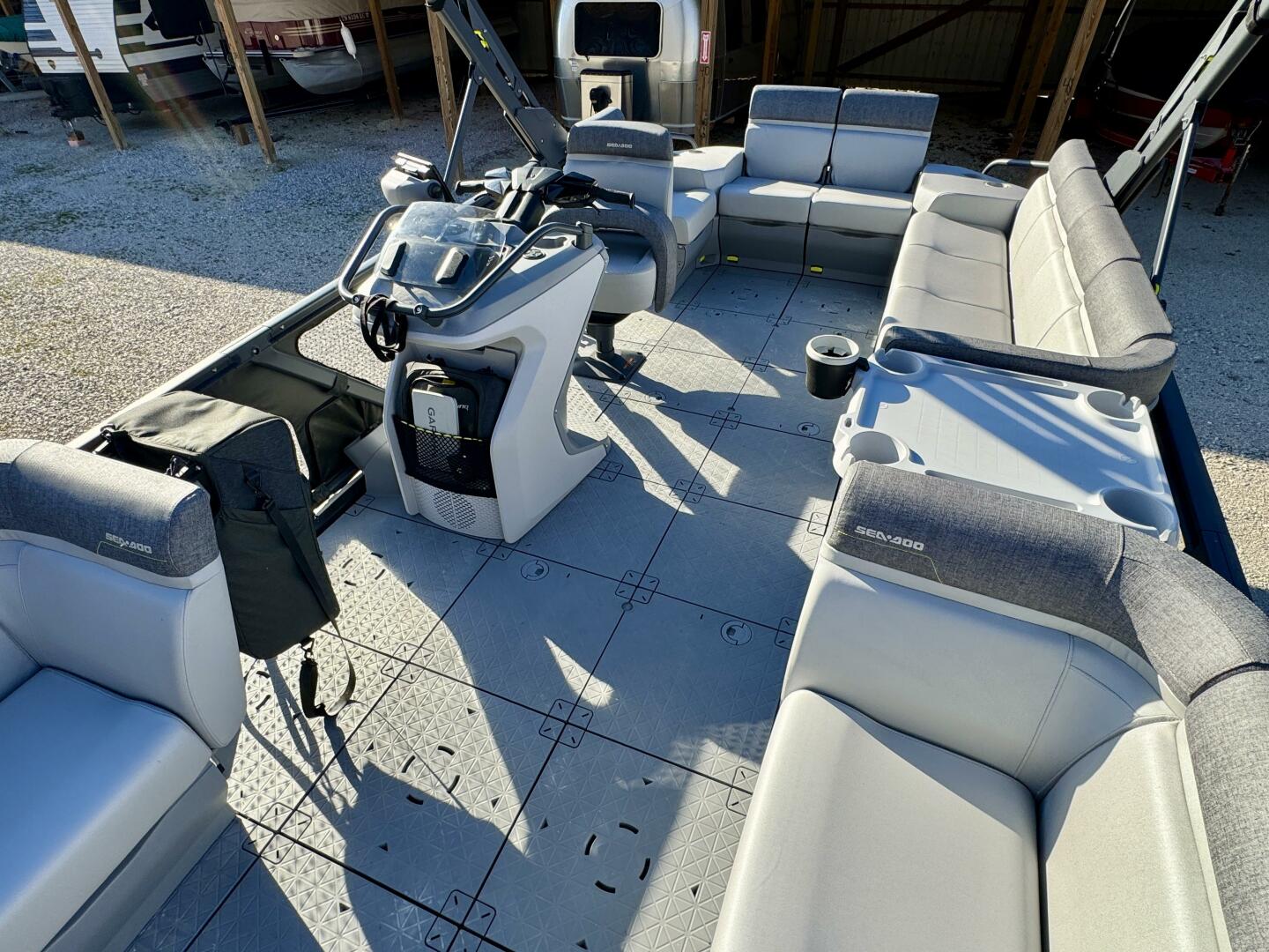 Slide: The Image of Sea-Doo Switch 21 Cruise-Sport 230 2022 - 5176117