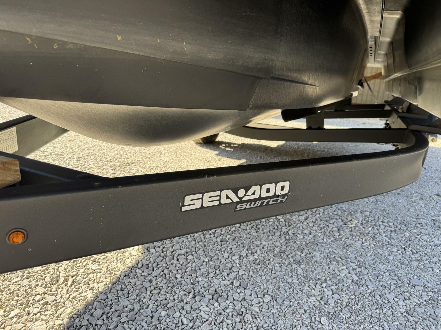 Slide: The Image of Sea-Doo Switch 21 Cruise-Sport 230 2022 - 5176204