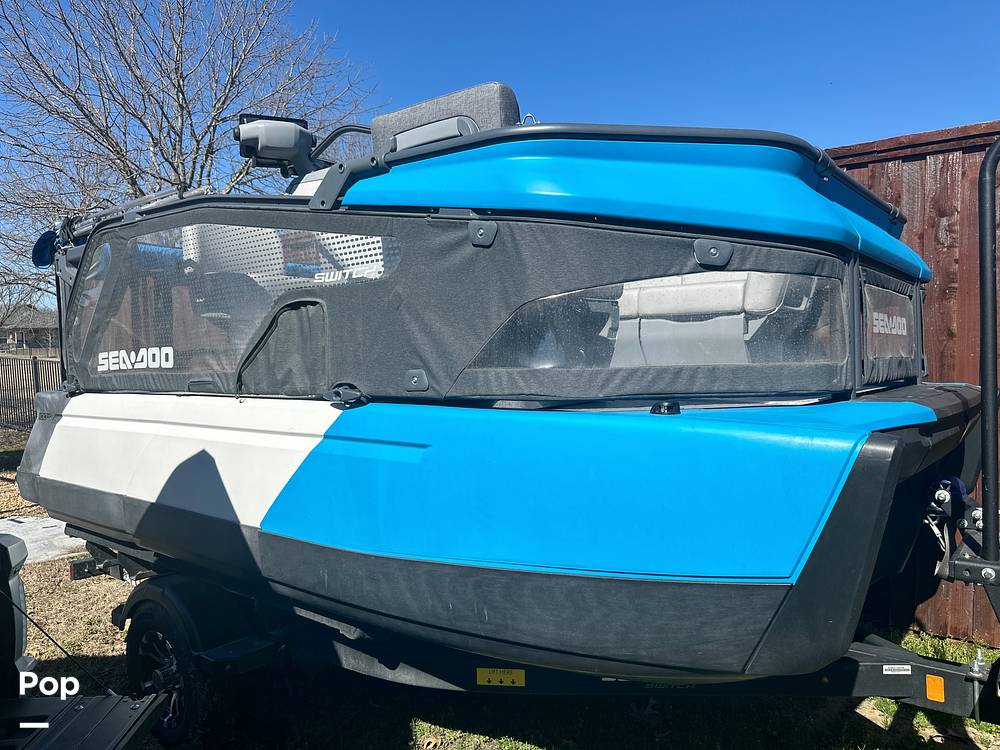 Slide: The Image of Sea-Doo Switch Compact 2022 - 13844621