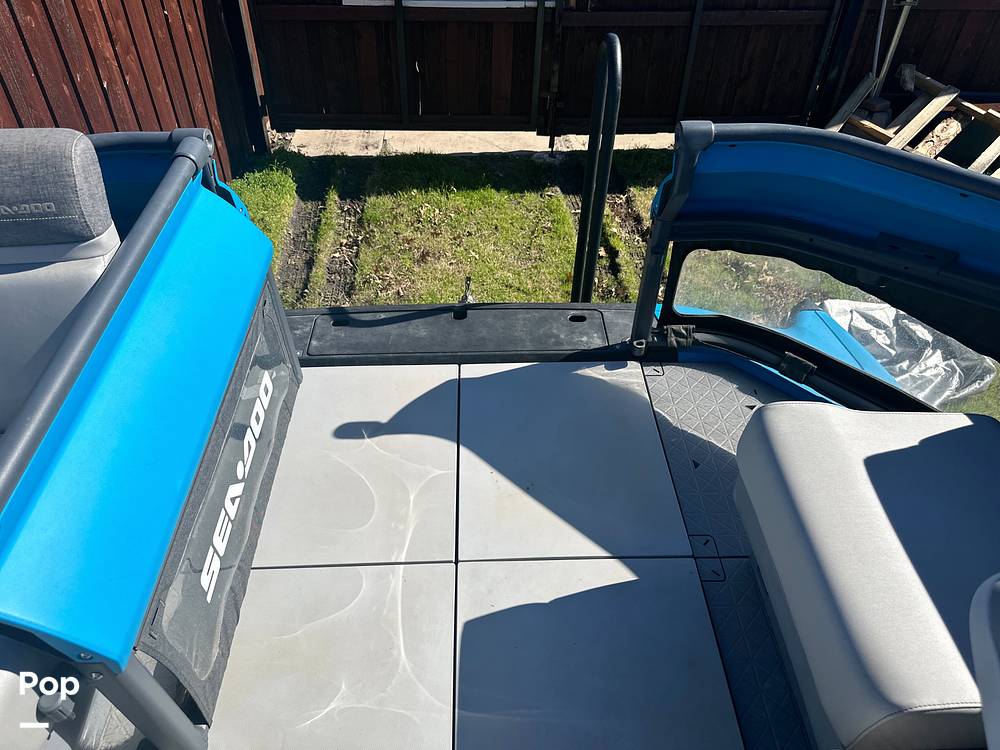 Slide: The Image of Sea-Doo Switch Compact 2022 - 13844638