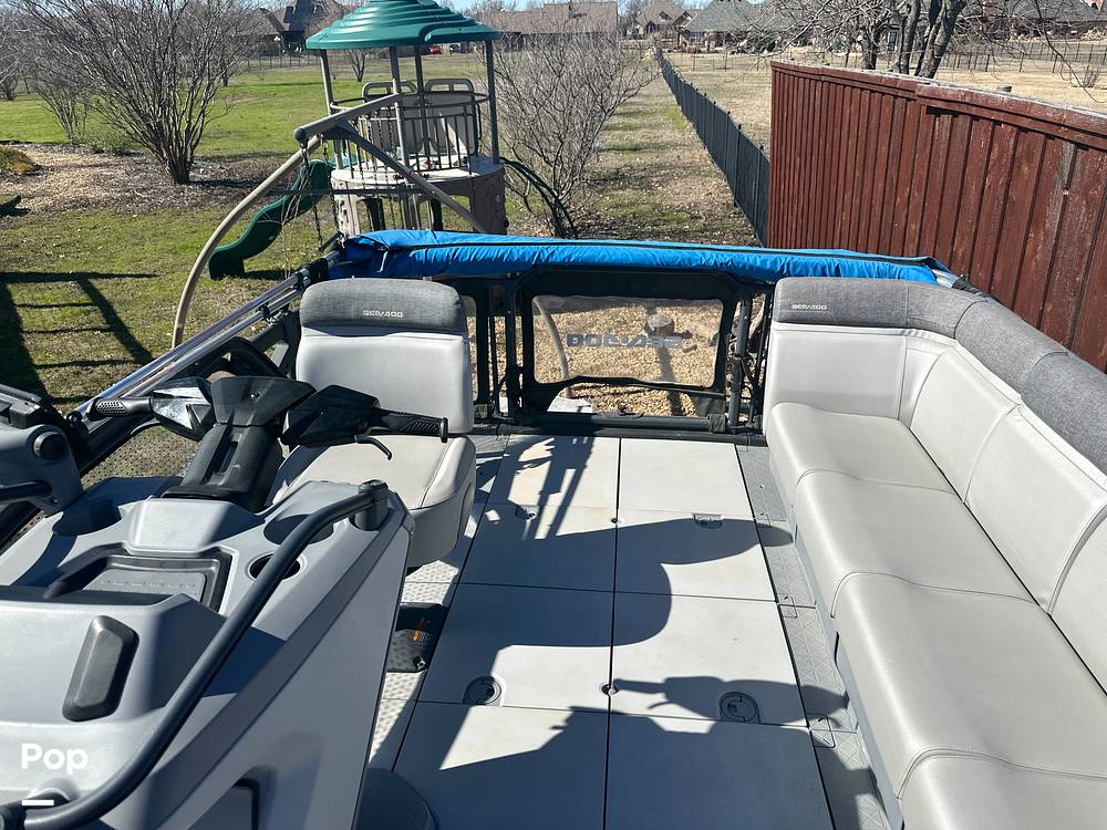 Slide: The Image of Sea-Doo Switch Compact 2022 - 13844639