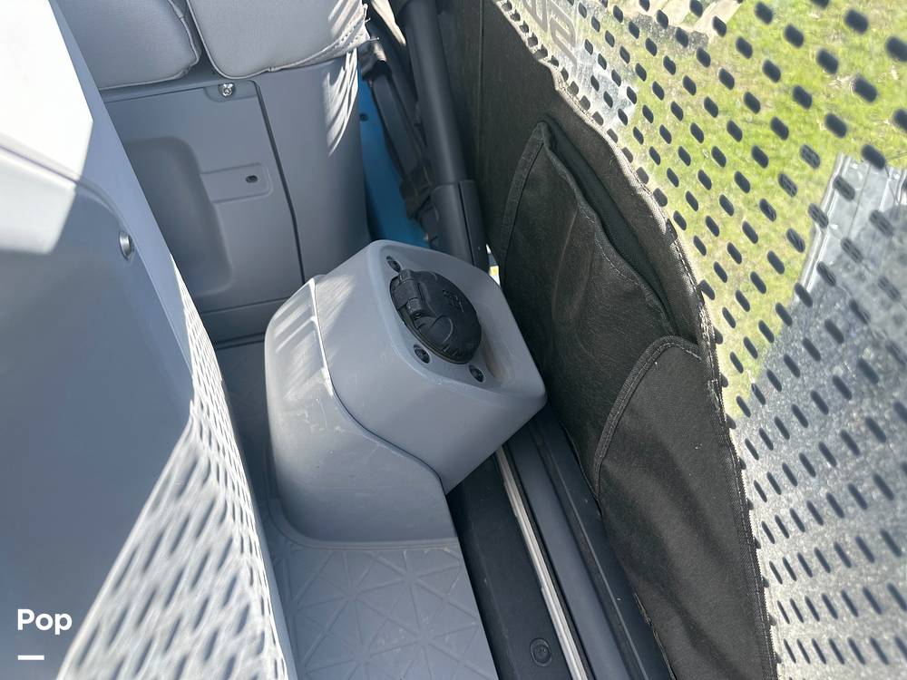 Slide: The Image of Sea-Doo Switch Compact 2022 - 13844649