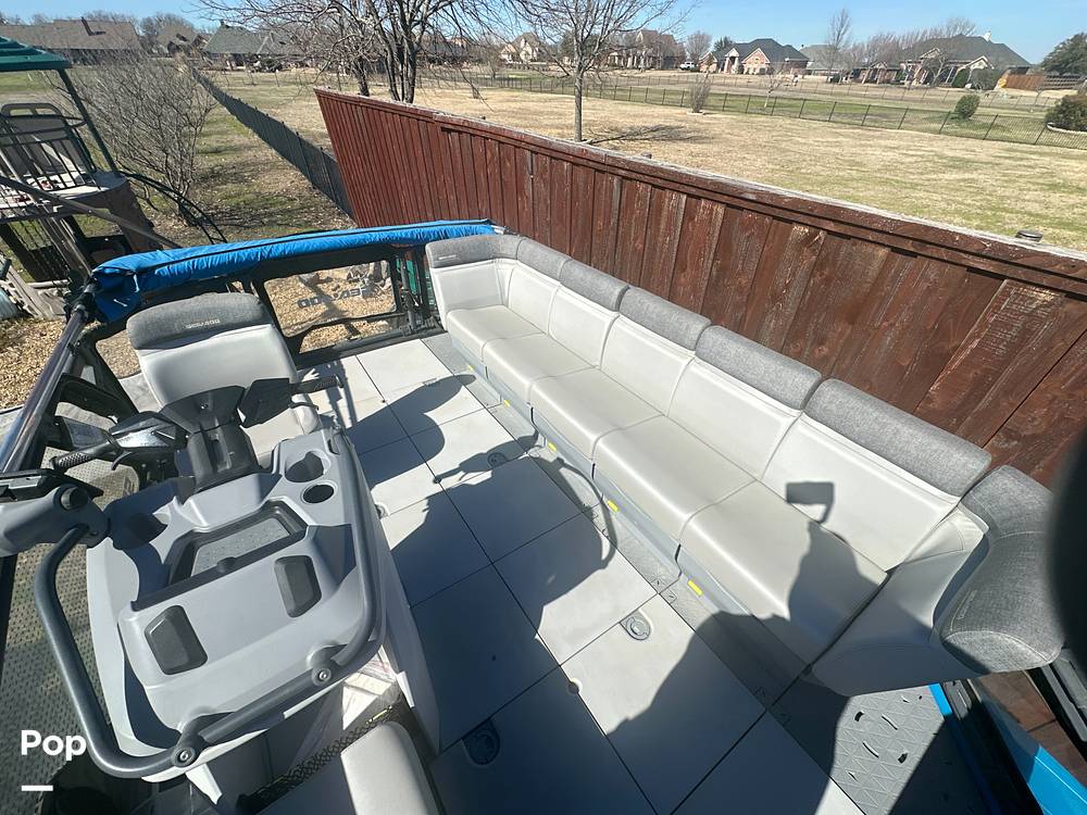 Slide: The Image of Sea-Doo Switch Compact 2022 - 13844653