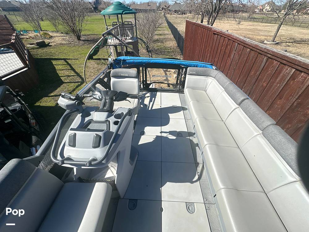 Slide: The Image of Sea-Doo Switch Compact 2022 - 13844654