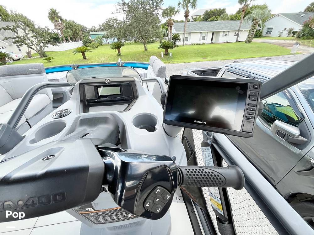 Slide: The Image of GPS / Fishfinder - 15746103