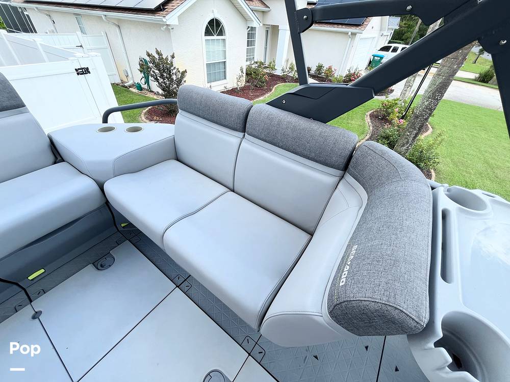 Slide: The Image of Deck Seating - 15746099