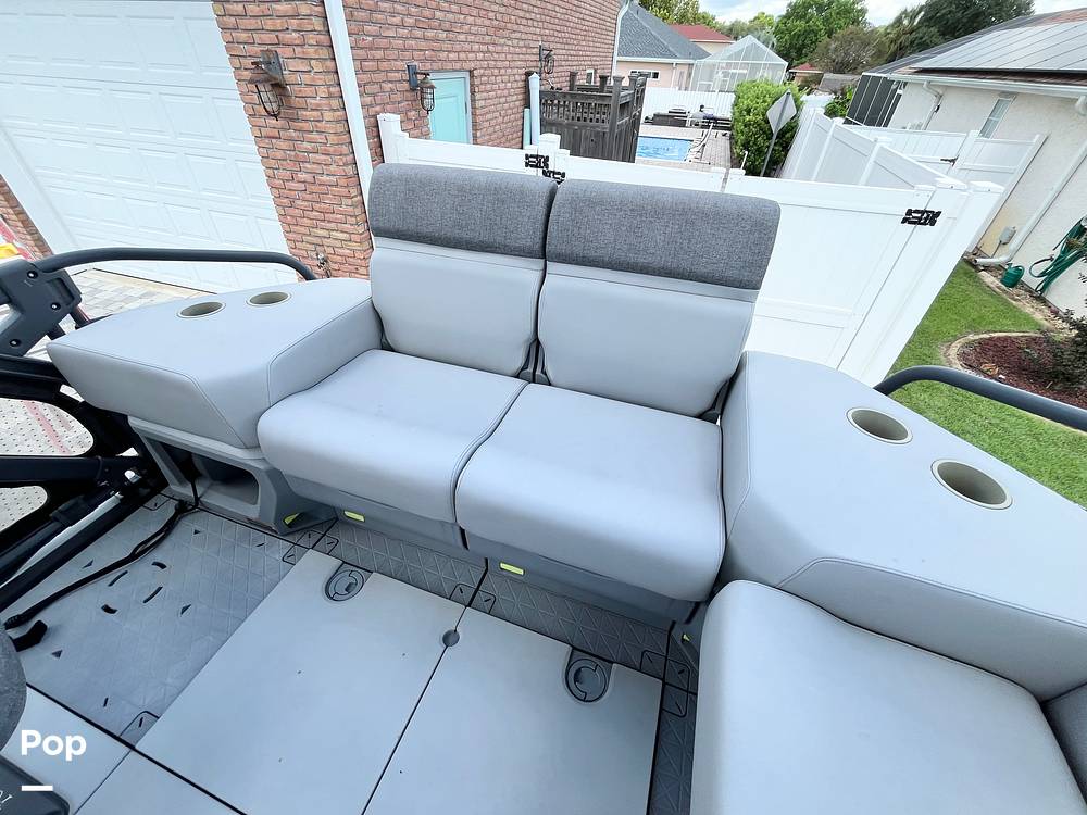 Slide: The Image of Beverage Holders - 15746100