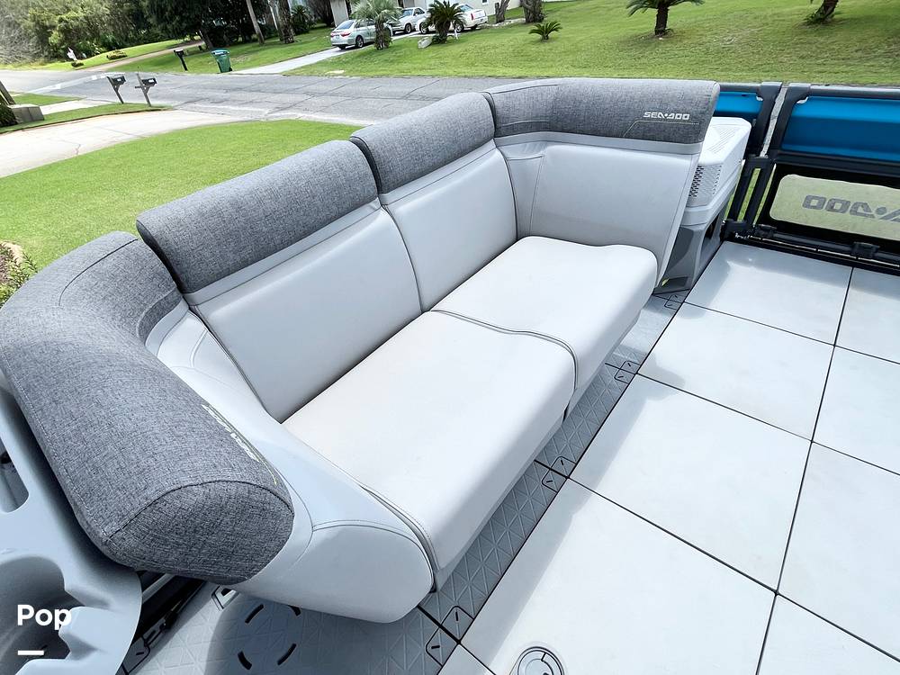 Slide: The Image of Deck Seating - 15746105