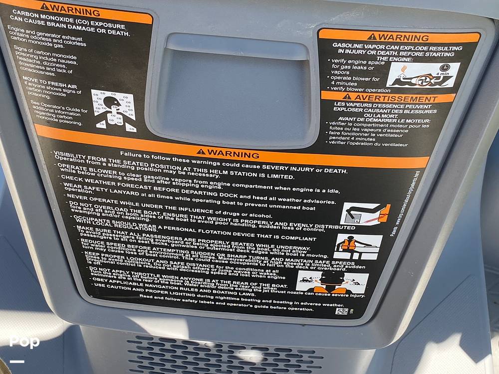 Slide: The Image of Sea-Doo Switch Cruise 18 2023 - 14299974