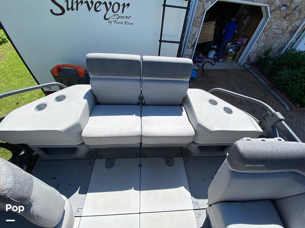 Slide: The Image of Sea-Doo Switch Cruise 18 2023 - 14299954