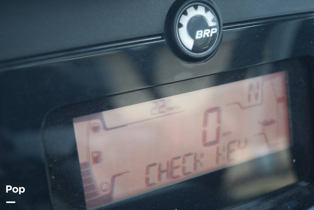 Slide: The Image of Only 2.2 Hours On The Engine! - 15242636
