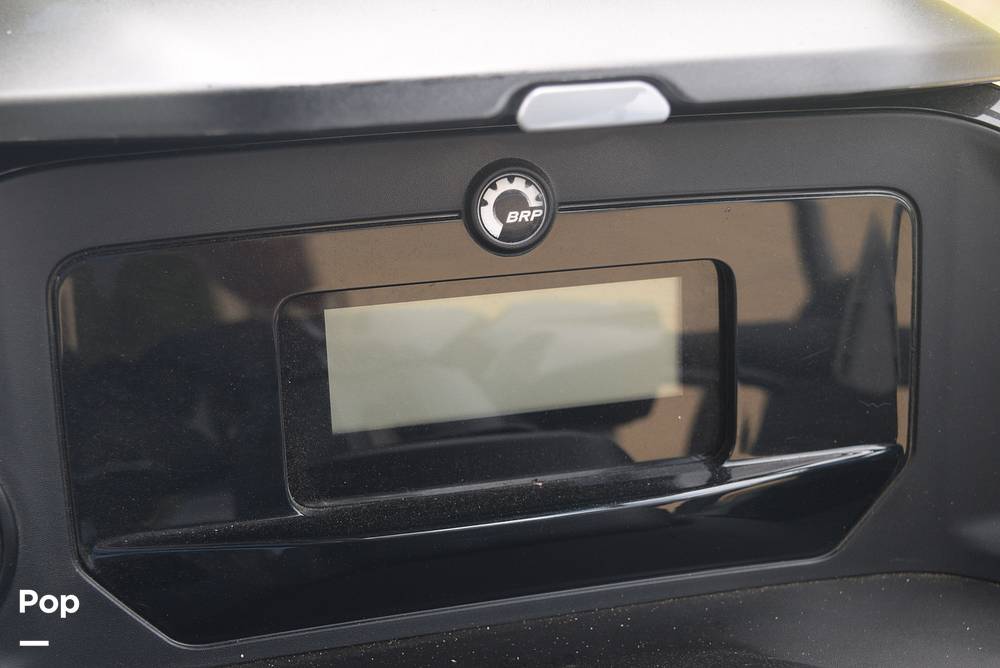 Slide: The Image of Glove Box - 15242670